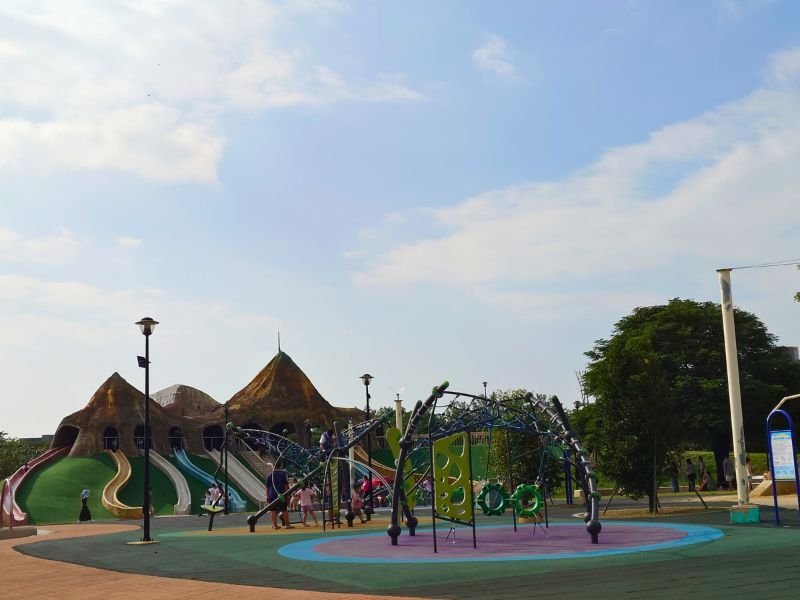 苗栗親子半日遊，龍鳳漁港、獅山親子公園順遊