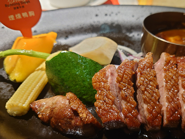 南投埔里餐廳推薦-朗寧牛排 Running Steak|牛排也可以軌道送餐,小孩超興奮 7 pic pimg tw pimama 1703839445 3126316021 g n png
