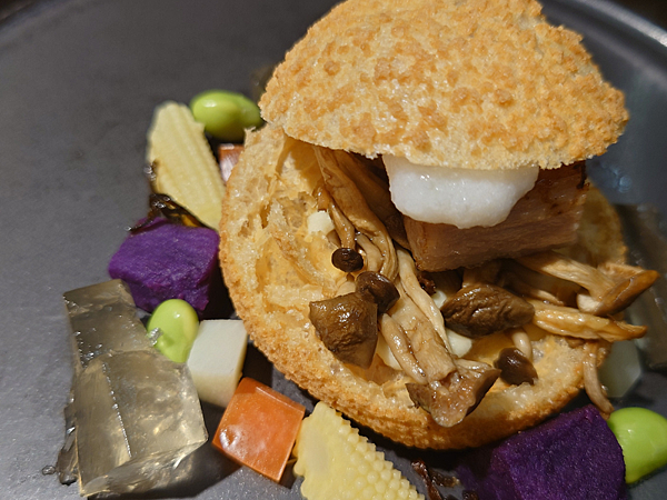 南投埔里餐廳推薦-朗寧牛排 Running Steak|牛排也可以軌道送餐,小孩超興奮 9 pic pimg tw pimama 1703840052 1655142876 g n png