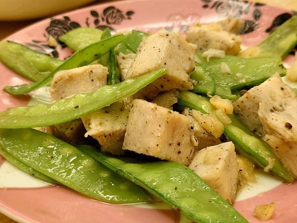 減醣早餐怎麼吃?超秦肉品就是嫩雞-雞胸肉開箱~ 4 pic pimg tw pimama 1714617088 4096386647 g n jpg