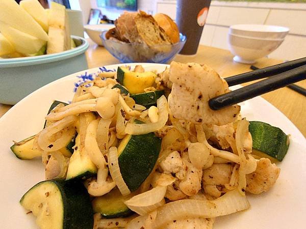 減醣早餐怎麼吃?超秦肉品就是嫩雞-雞胸肉開箱~ 7 pic pimg tw pimama 1714617218 842853171 g n jpg