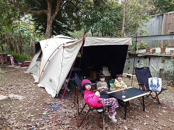 雙梅家第4露~苗栗南庄松濤意境,森林感~階梯式營位有被樹們包圍的原始感! 10 pic pimg tw pimama 1717663489 2581736843 g n jpg