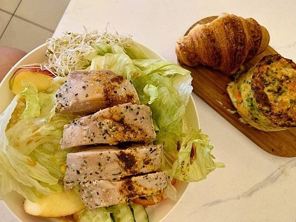 小孩不吃辣!「辣妹」媽媽的救贖,小食創合各種口味辣椒醬,蒜味、椒麻、莎莎醬|懶人料理必備醬料 6 pic pimg tw pimama 1722946470 1495338650 g n jpg